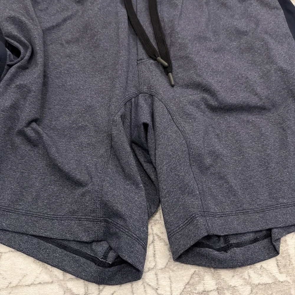 Lululemon Mens‎ Training Sweat Shorts XXL Gray Black Drawstring Athletic Gym